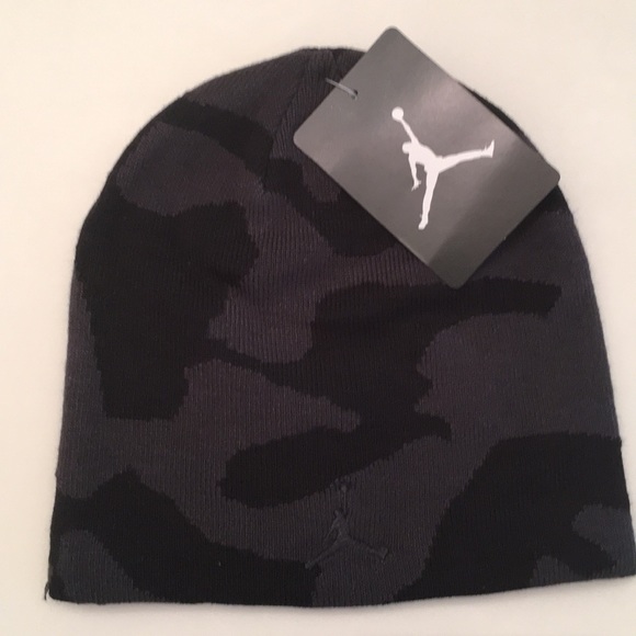 Jordan Kids Camo Beanie Hat - Picture 4 of 7